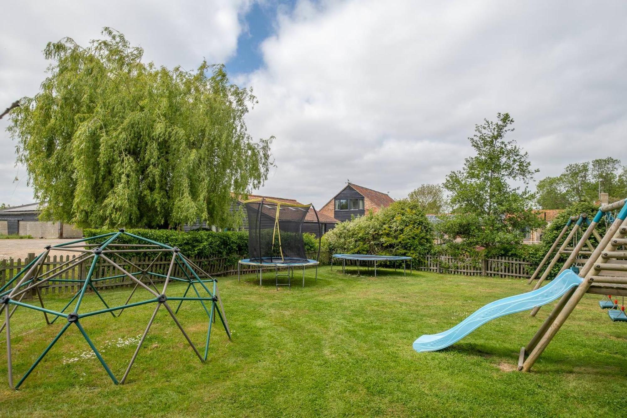 East Green Farm Cottages - The Granary Saxmundham Exterior photo